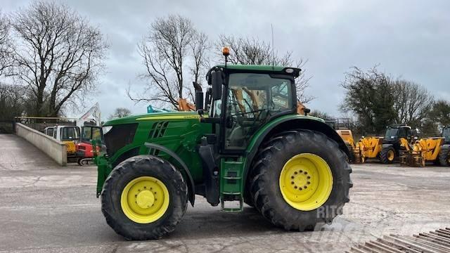 John Deere 6175 R Tractoren