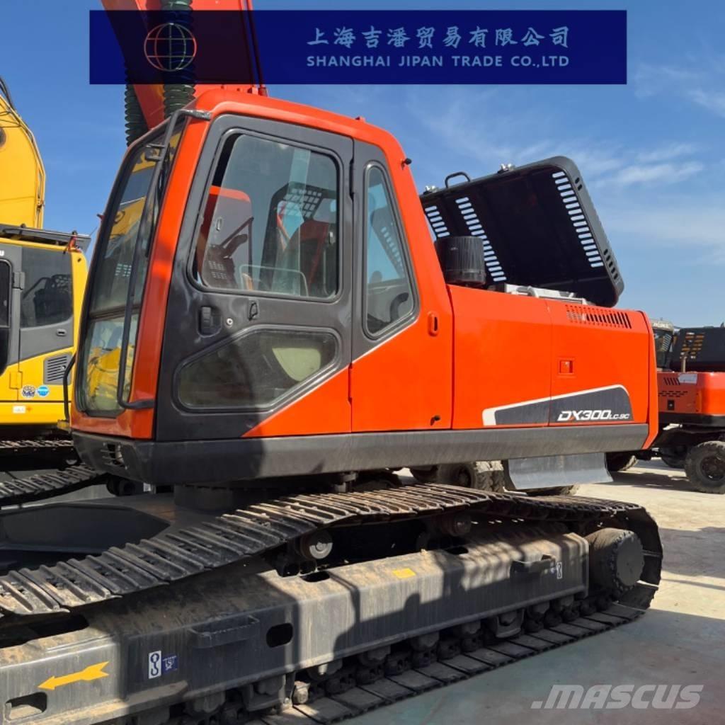 Doosan DX 300 Rupsgraafmachines