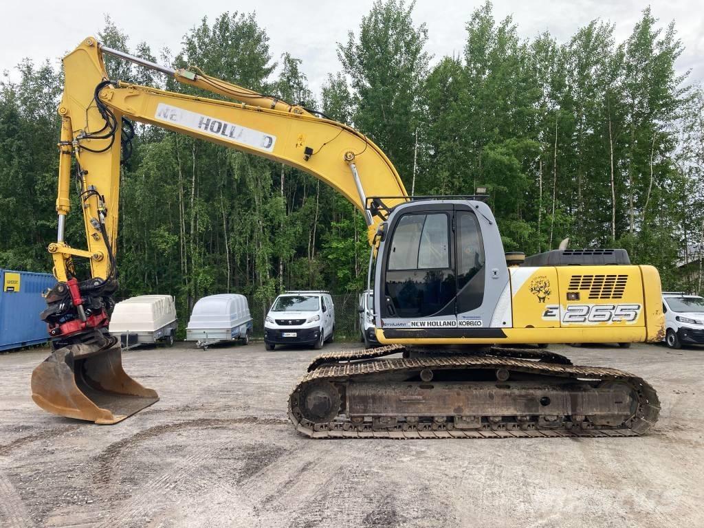 New Holland E 265 LC Rupsgraafmachines