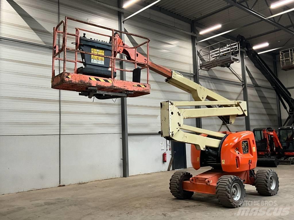 JLG 450 AJ Knikarmhoogwerkers