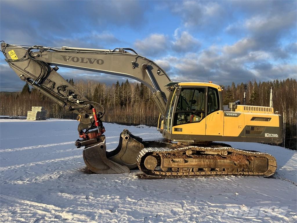 Volvo EC 250 D L Rupsgraafmachines
