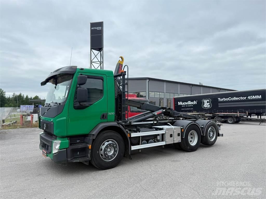 Volvo FE320 6x2*4 Vrachtwagen met containersysteem