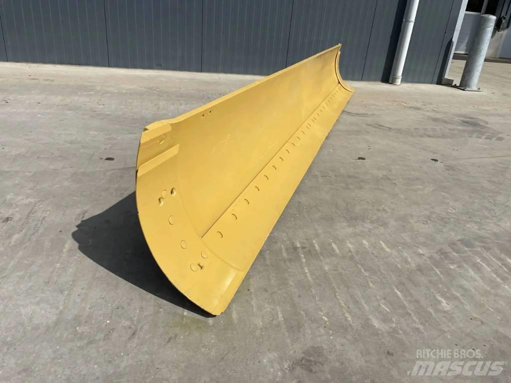 CAT 12H Moldboard Bladen