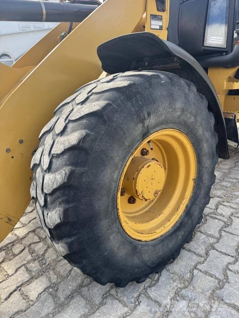 CAT 908M Wielladers
