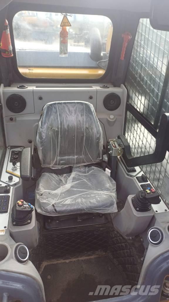 XCMG XC7-TV12 Rupsladers