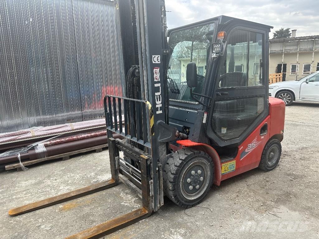 Heli CPCD 35 Diesel heftrucks
