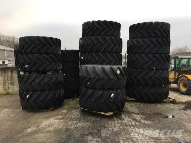 BKT 710/70 R 42 Banden, wielen en velgen
