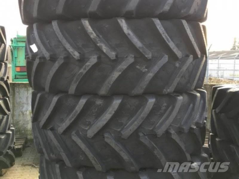BKT 710/70 R 42 Banden, wielen en velgen