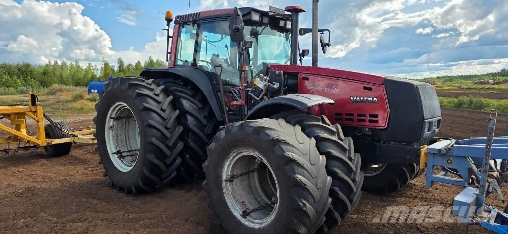 Valtra 8950 Hitec Tractoren