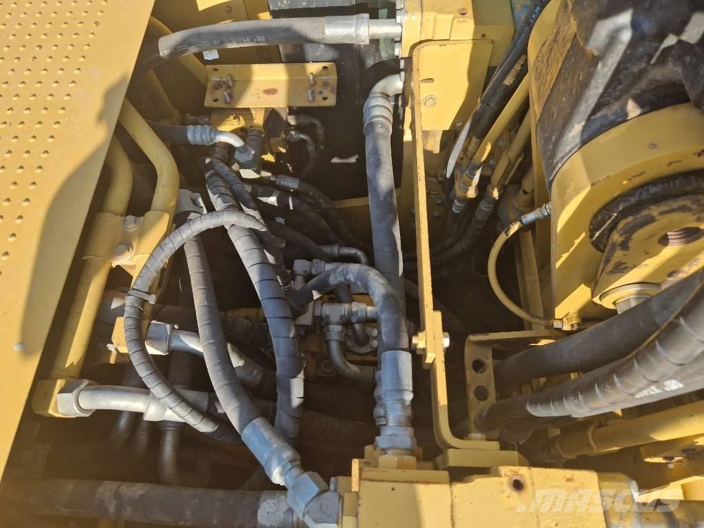 CAT 323D LRR * 2011r. * Rupsgraafmachines