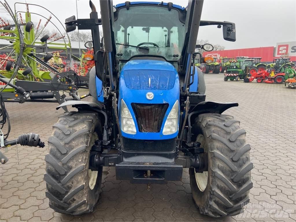 New Holland T 4.95 Tractoren