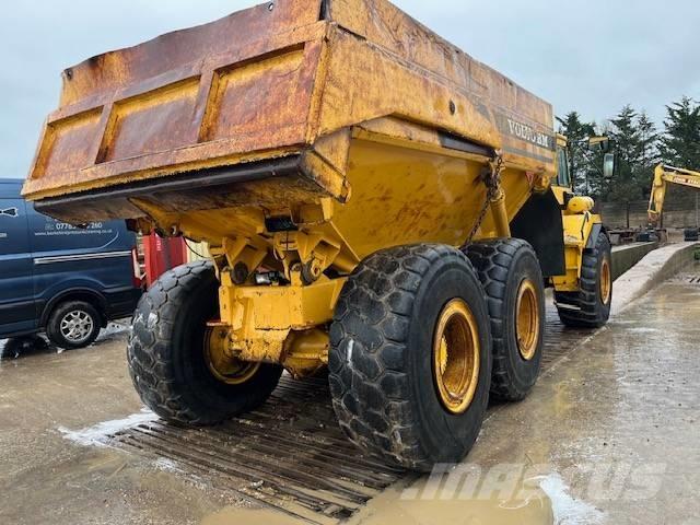 Volvo A 25 C Knik dumptrucks