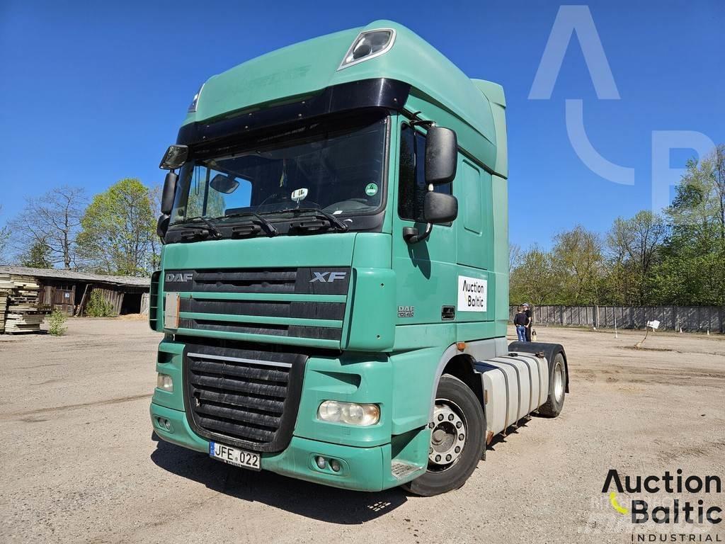 DAF XF105.460 Trekkers