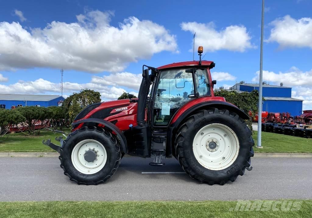 Valtra T 234 A Tractoren