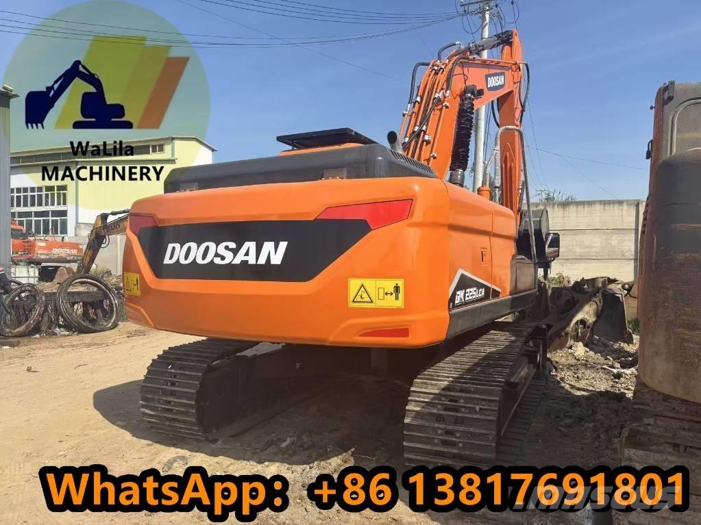 Doosan DX 225 LCA Rupsgraafmachines