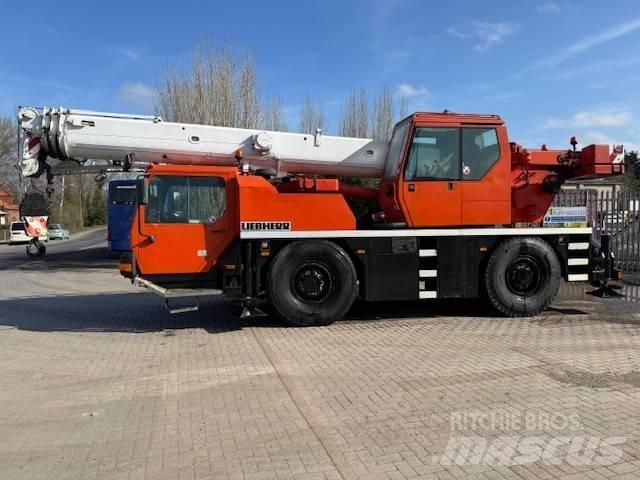 Liebherr LTM 1030-2 Kranen voor alle terreinen