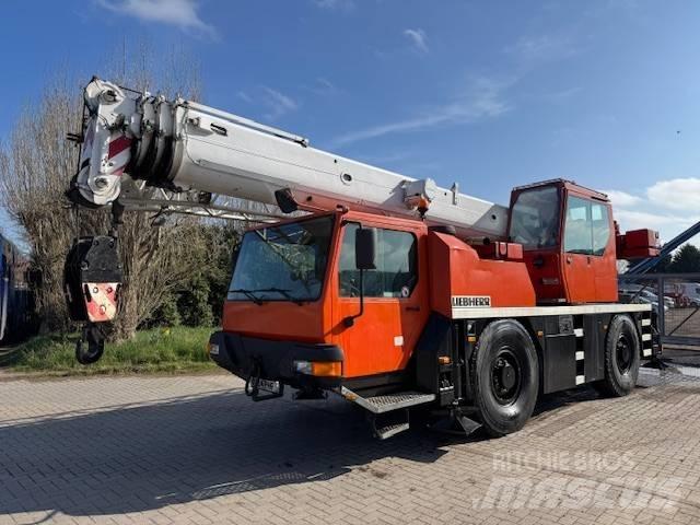 Liebherr LTM 1030-2 Kranen voor alle terreinen