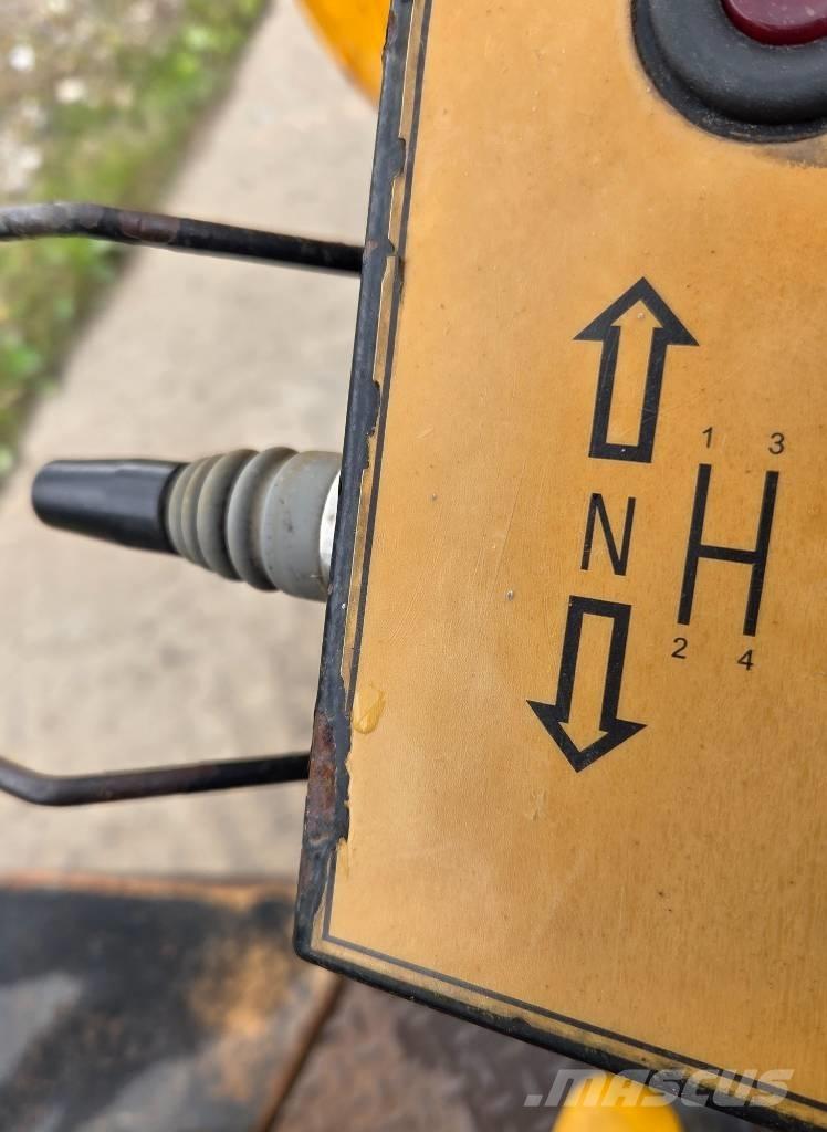 JCB 6 TST Mini Dumpers