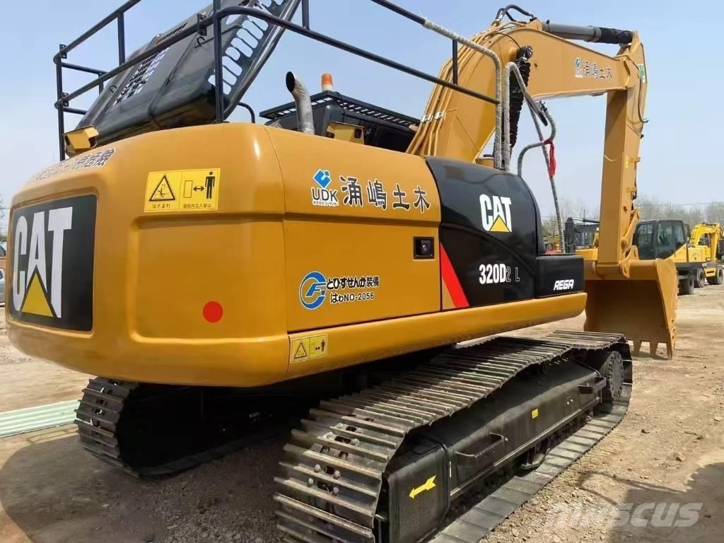 CAT 320D2L Rupsgraafmachines