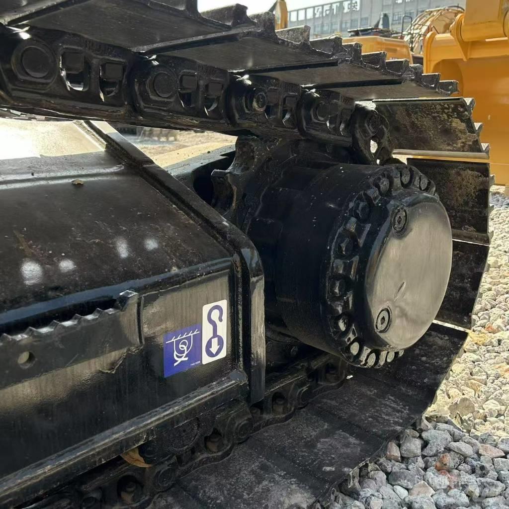 CAT 325D2L Rupsgraafmachines