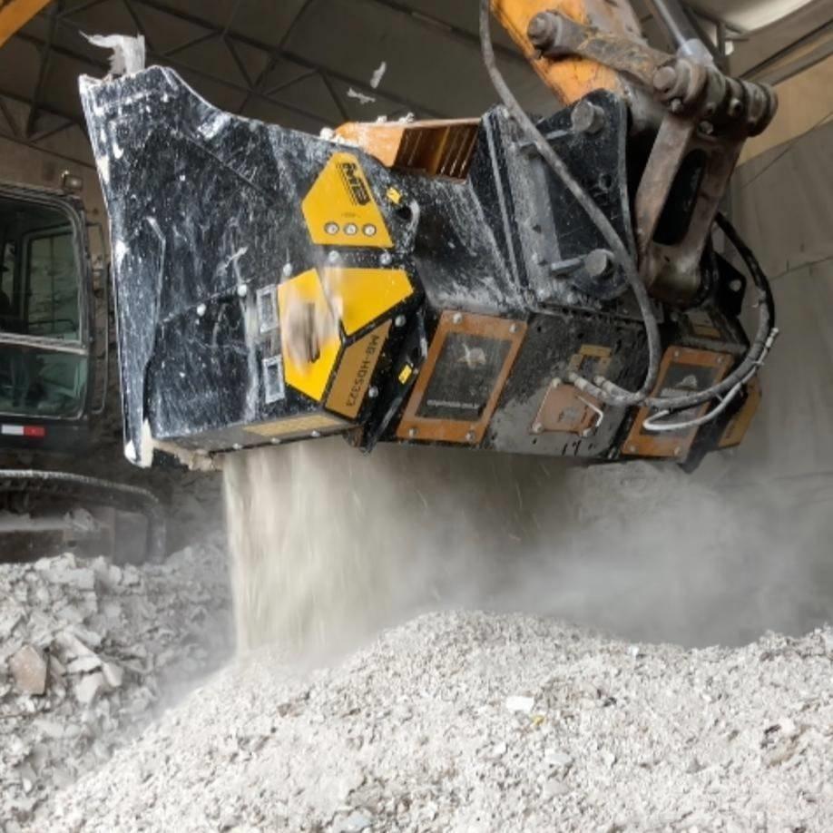 MB Crusher MB-HDS323 Puinbakken
