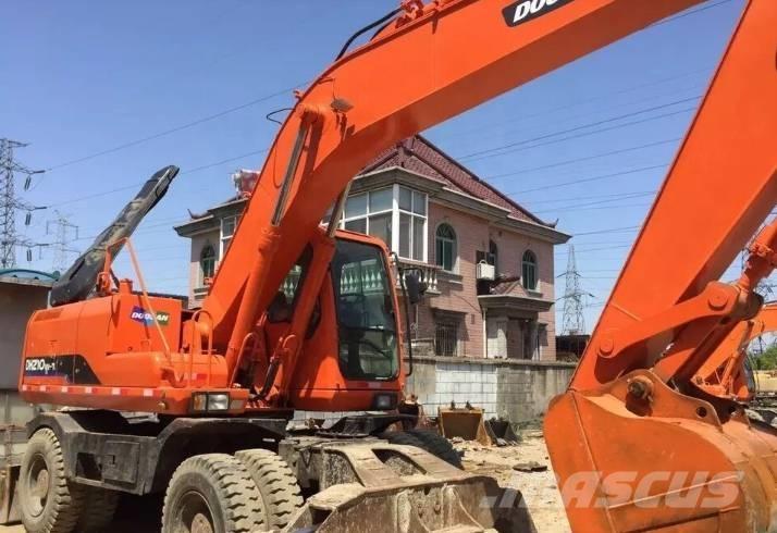 Doosan DH210W Wielgraafmachines