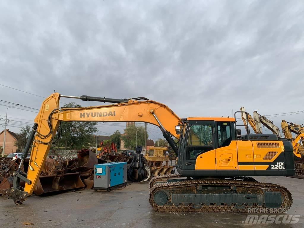 Hyundai HX 220 L Rupsgraafmachines