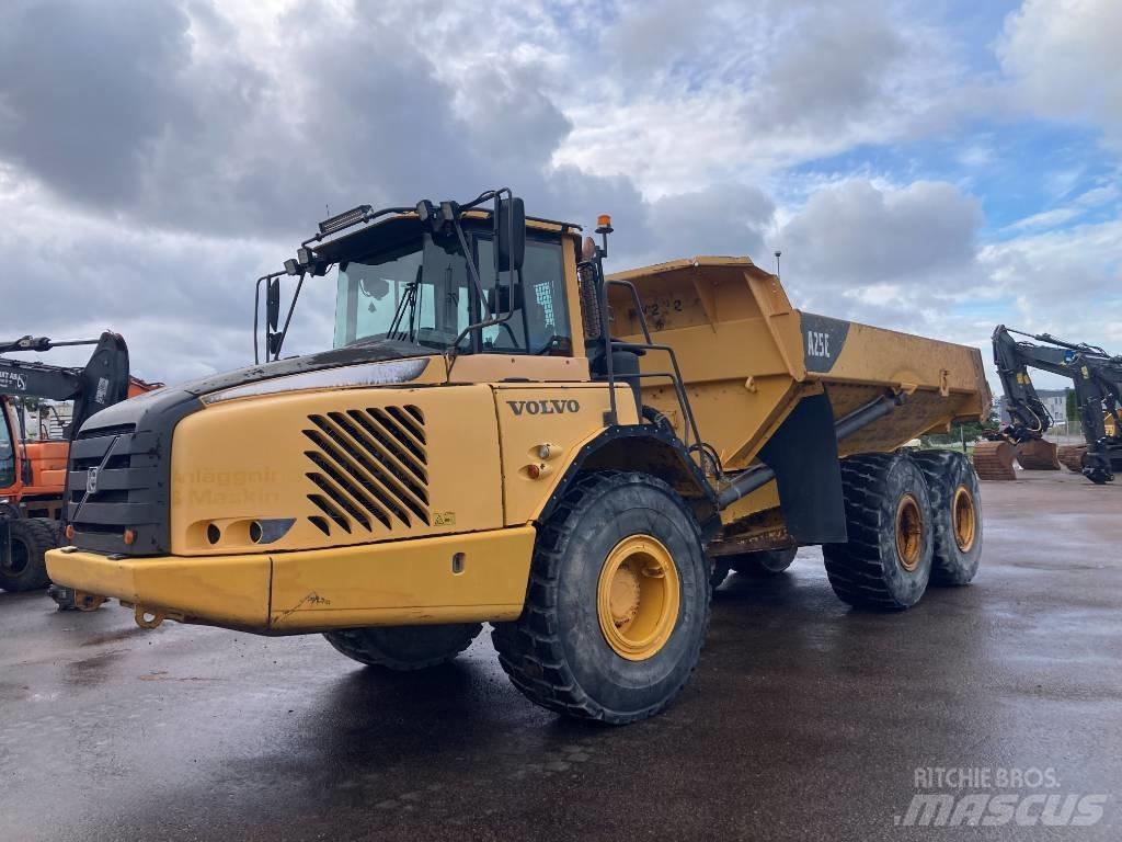 Volvo A 25 E Knik dumptrucks