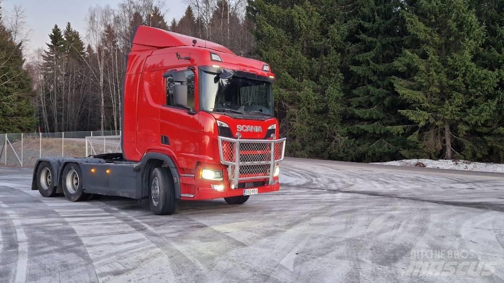 Scania HCT R560 6x4 Trekkers