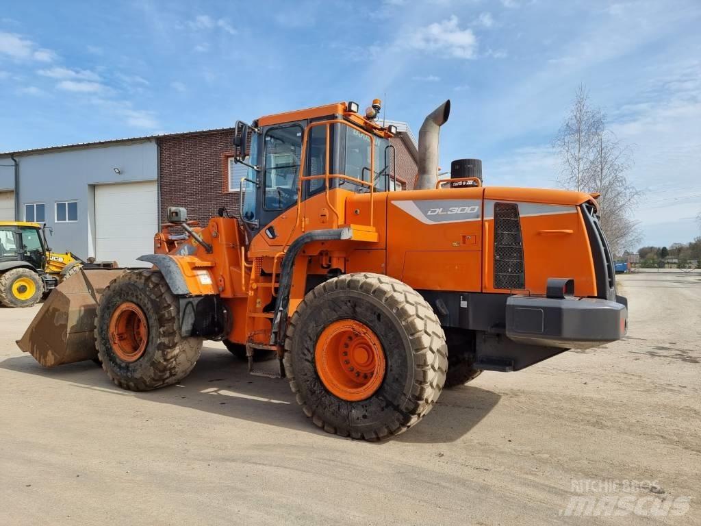 Doosan DL 300-5 Wielladers