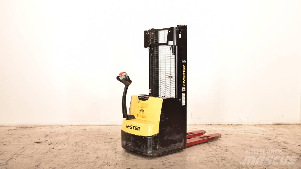 Hyster S 1.6 Meeloop stapelaar