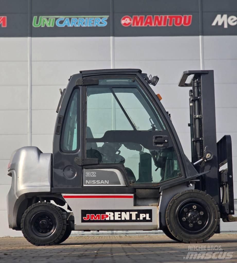 Nissan FGD02 A 32 Q LPG heftrucks