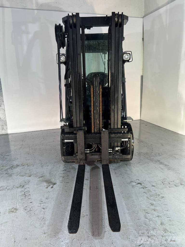 Toyota 02-8 FD F 25 Diesel heftrucks