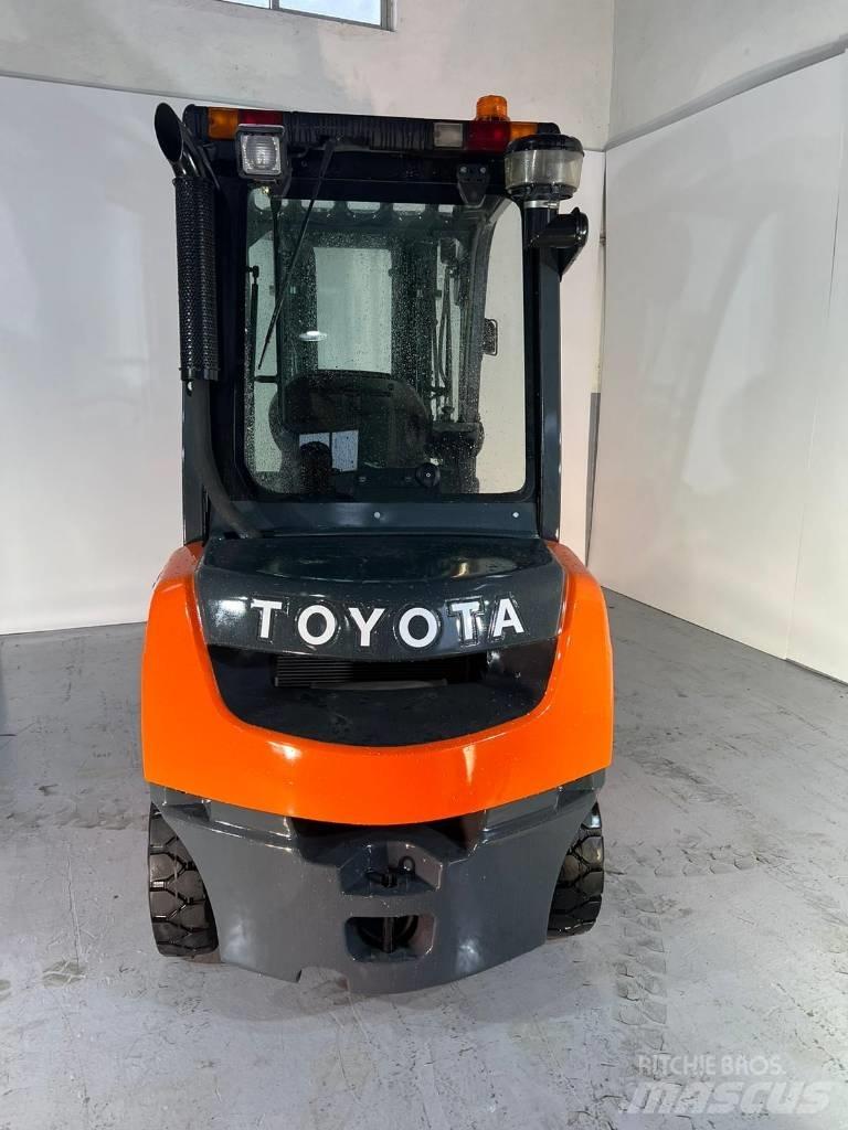 Toyota 02-8 FD F 25 Diesel heftrucks