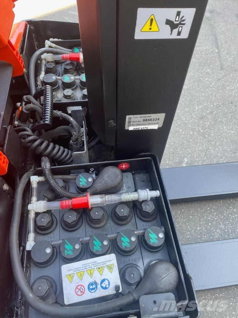 BT SWE080L Meeloop stapelaar