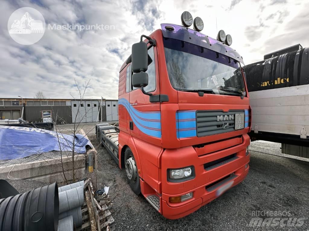 MAN TGX 28.530 LAXO Chassis met cabine
