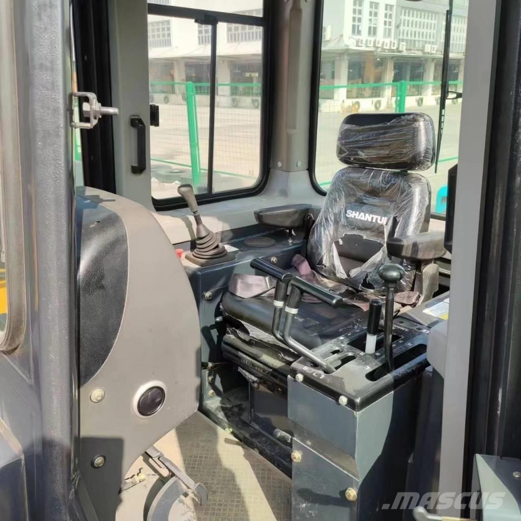 Shantui SD 16 Rupsdozers