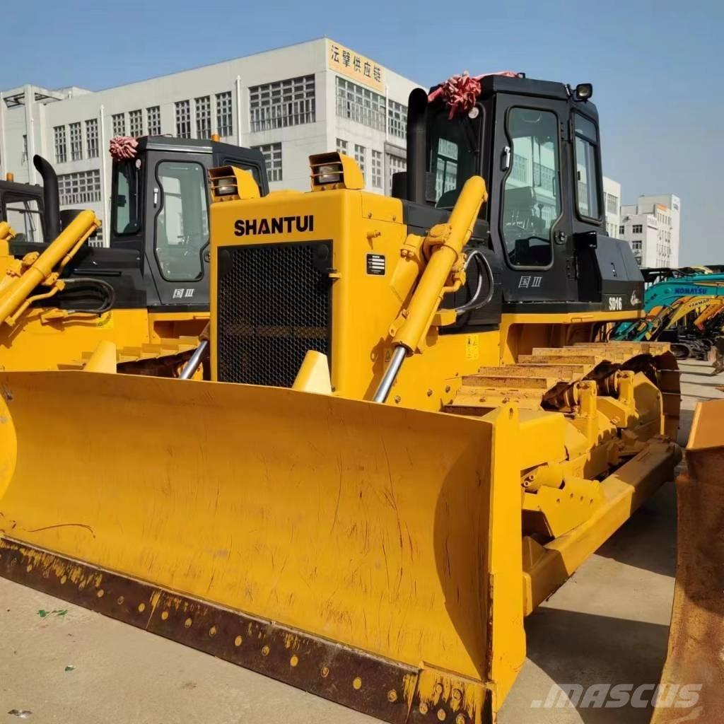Shantui SD 16 Rupsdozers