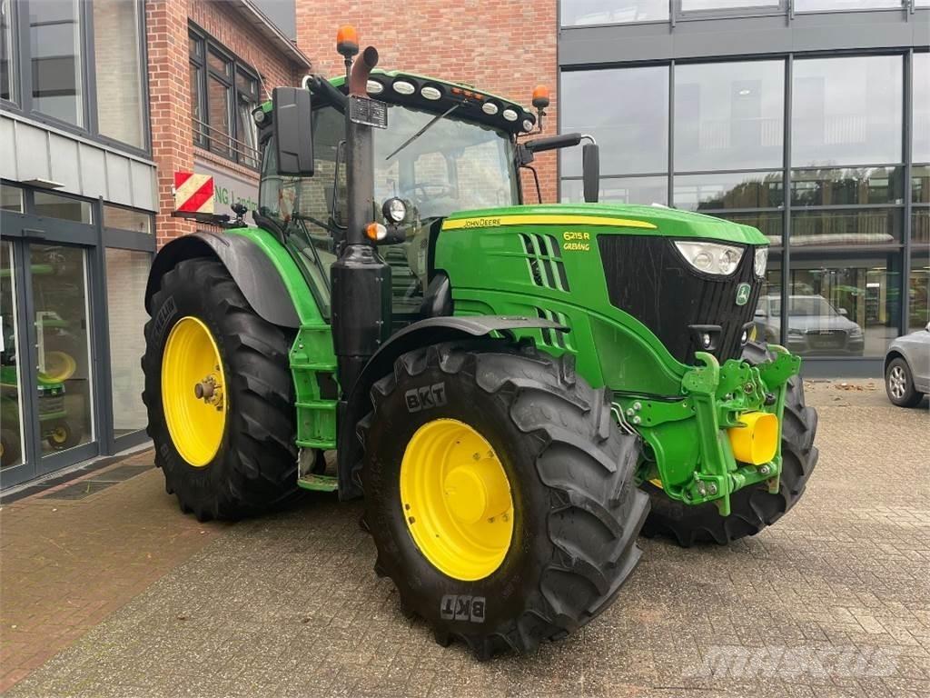 John Deere 6215R Tractoren