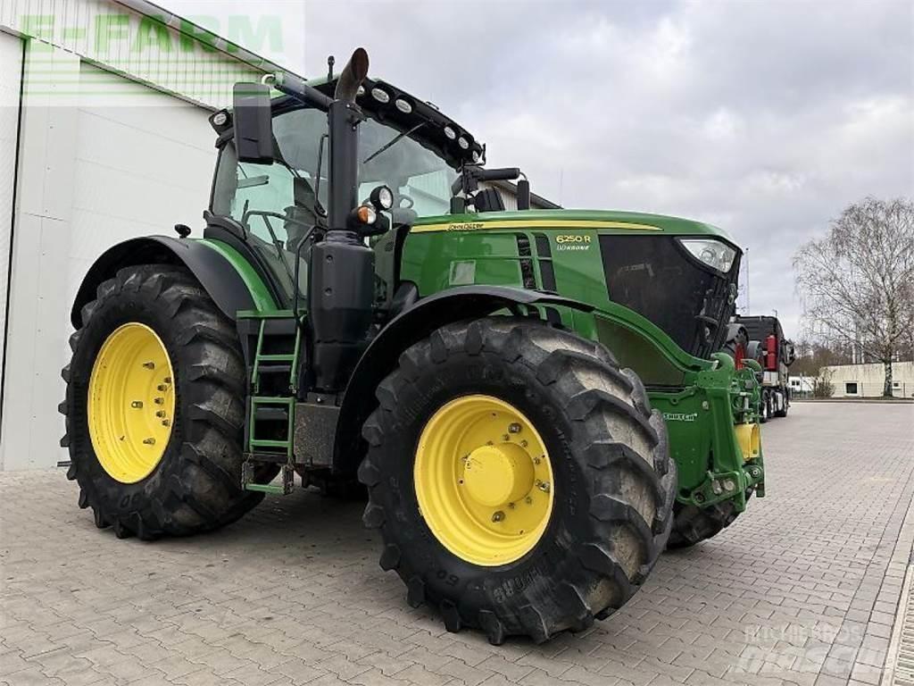 John Deere 6250 r Tractoren