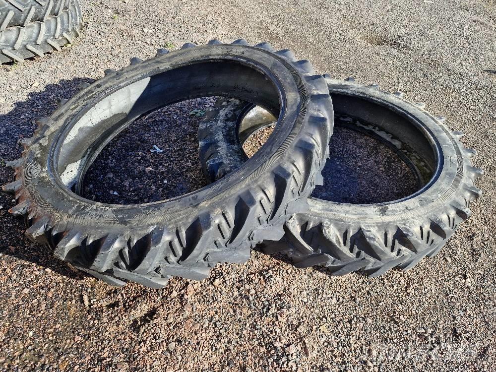 Kleber 12,4-R46 Banden, wielen en velgen
