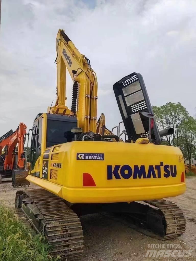 Komatsu 240LC-8 Rupsgraafmachines
