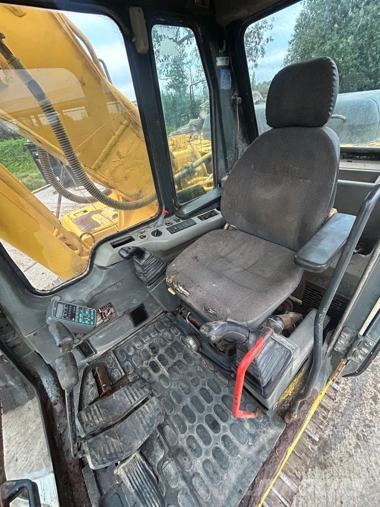 Komatsu PC 210-6K Rupsgraafmachines