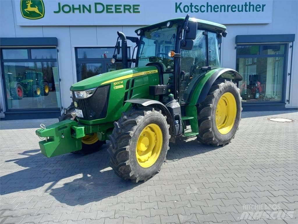 John Deere 5100M Tractoren