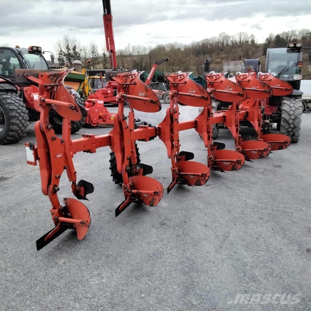 Kuhn MM121 6T Wentelploegen