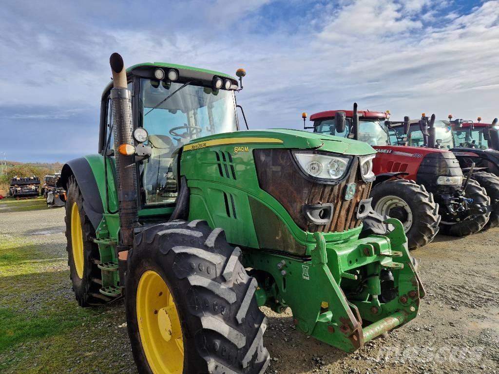 John Deere 6140 M Tractoren