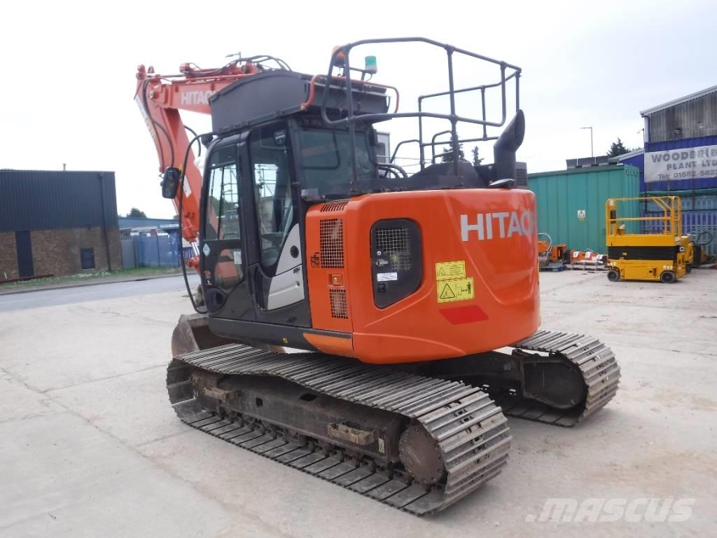 Hitachi ZX 135 US-6 Rupsgraafmachines