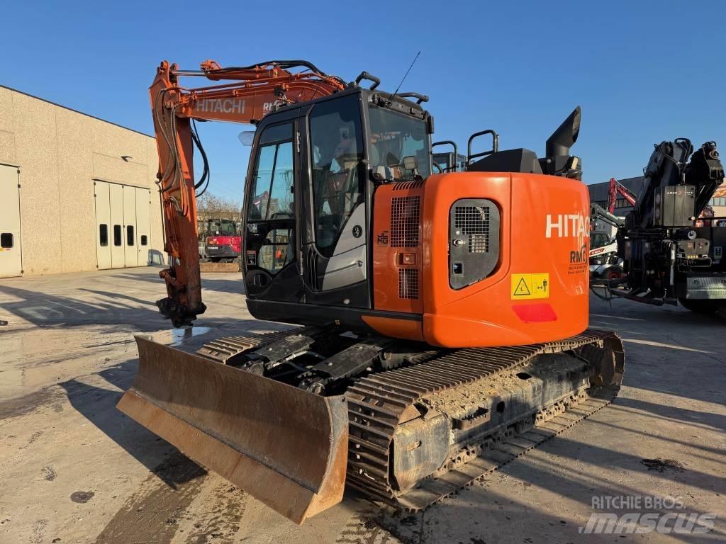 Hitachi ZX 135 US-6 Rupsgraafmachines