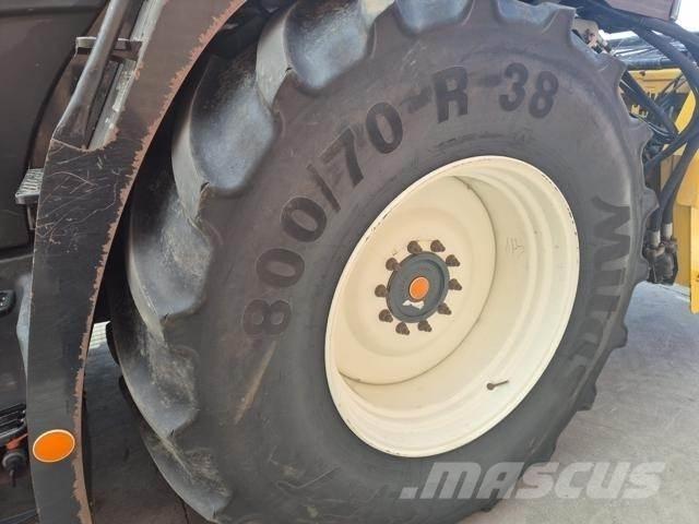 New Holland FR700 Zelfrijdende veldhakselaars