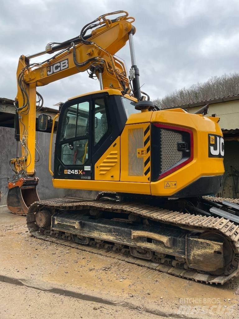 JCB 245 XR Rupsgraafmachines